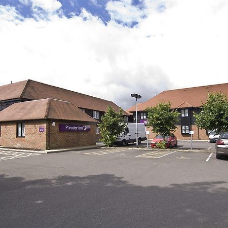 Premier Inn Aylesbury เอลส์เบอรี ภายนอก รูปภาพ