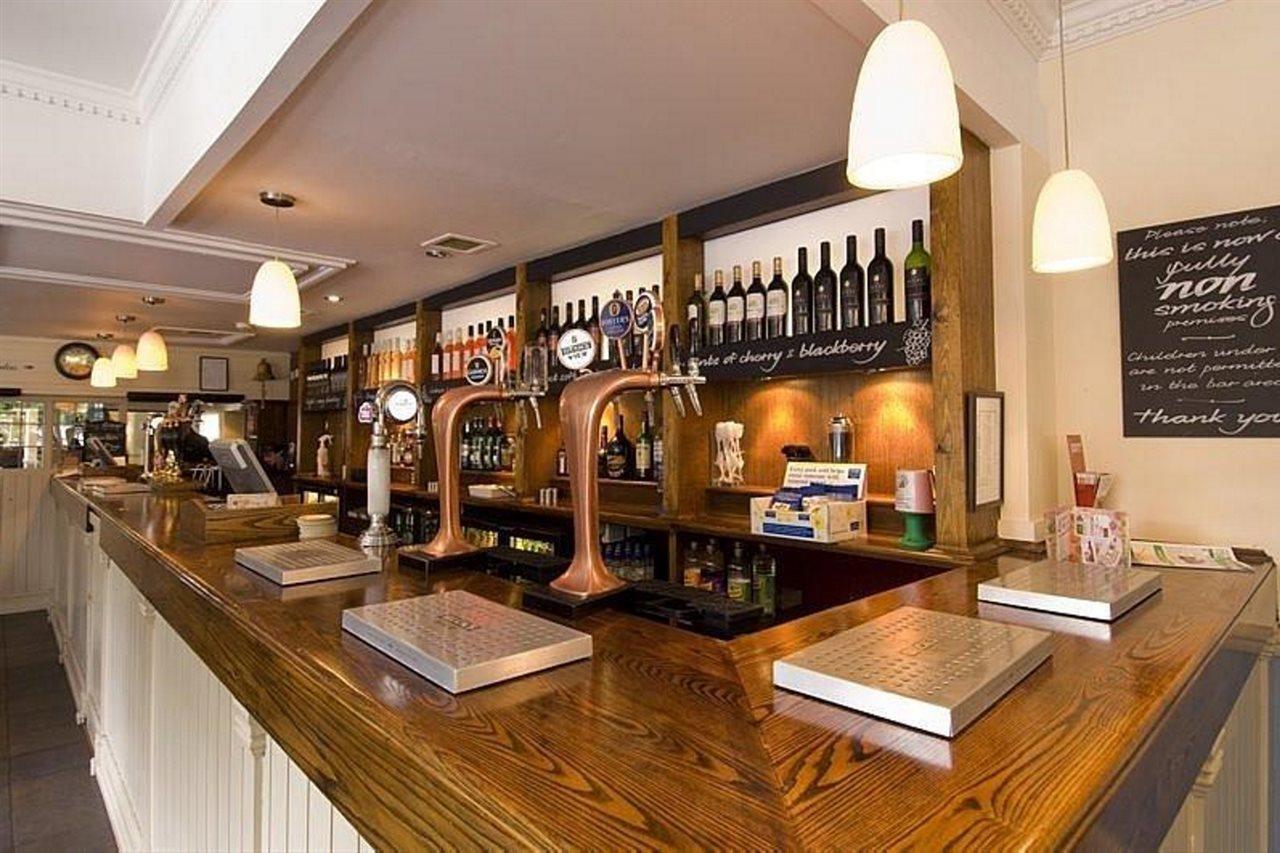 Premier Inn Aylesbury เอลส์เบอรี ภายนอก รูปภาพ
